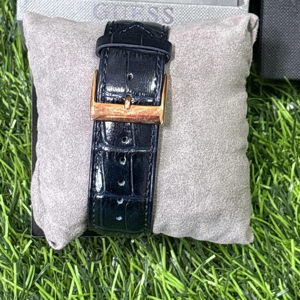 Guess Horizon Chronograph Watch W0380G5 Men NIB Open Box Black Gold
